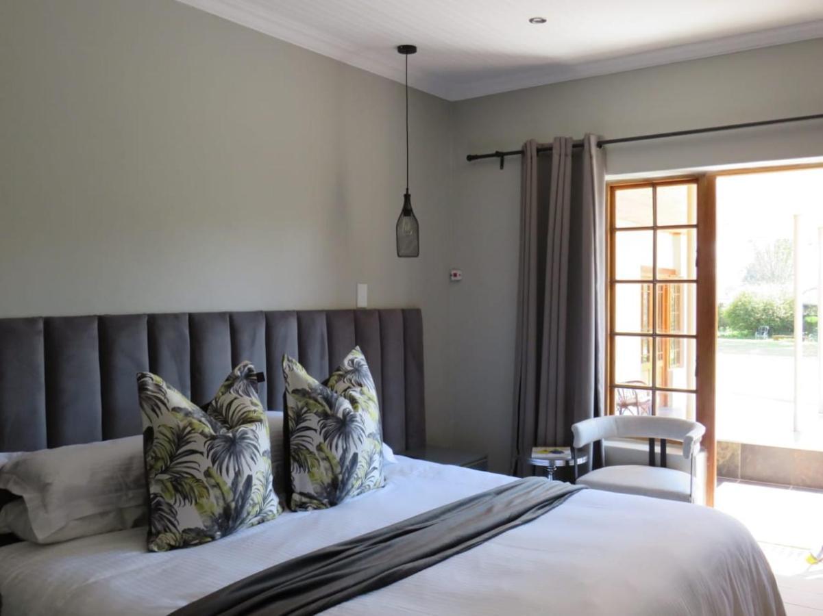 Sani Pass Manor Guest House Хаймвилль Экстерьер фото